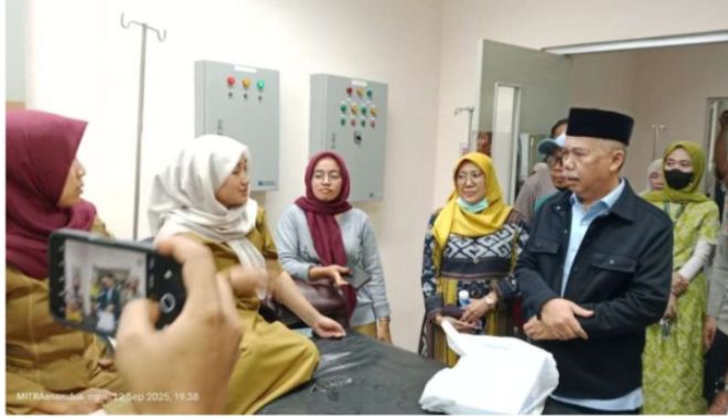 Ratusan siswa di duga keracunan makanan 17585823124026582305583693300567.jpg