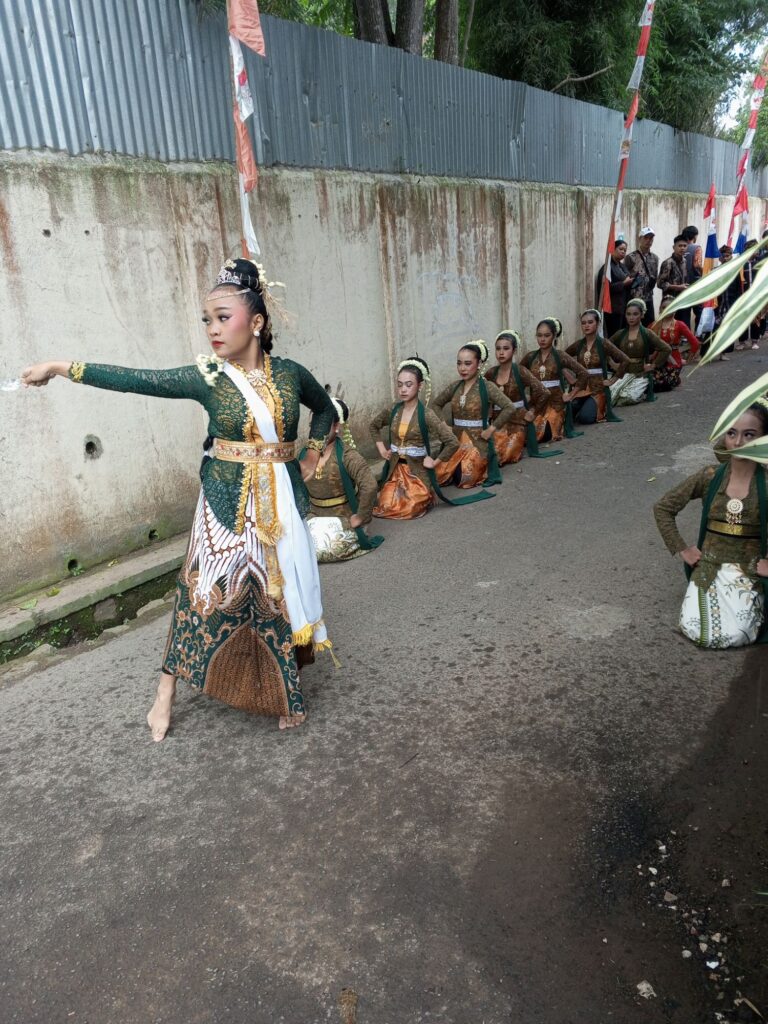 Desa pakuhaji Milangkala ke 36 berlangsung meriah img 20250920 125614 7301632729638643319468.jpg