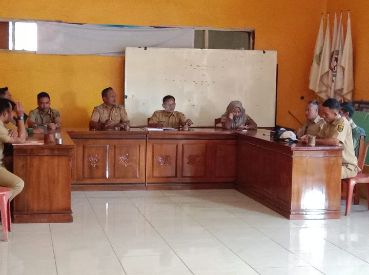 Desa Cipeundey menunjukkan komitmen tinggi Dalam Pelayanan 17596696414408838223466578501853.jpg