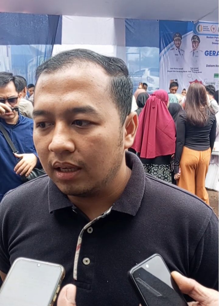 "Kolaborasi pemerintah dan Fraksi Demokrat, dorong Stabilitas Harga Lewat pasar murah di desa Padalarang 17613674150676683160319601320295.jpg