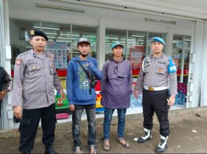 Patroli SAMAPTA Polsek Gununghalu Antisipasi C3 dan Kejahatan Jalanan, Wujudkan Kamtibmas Kondusif 17690742156696153843289614527358 300x223