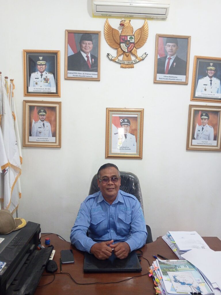 17695193340848649452286595987022 768x1024