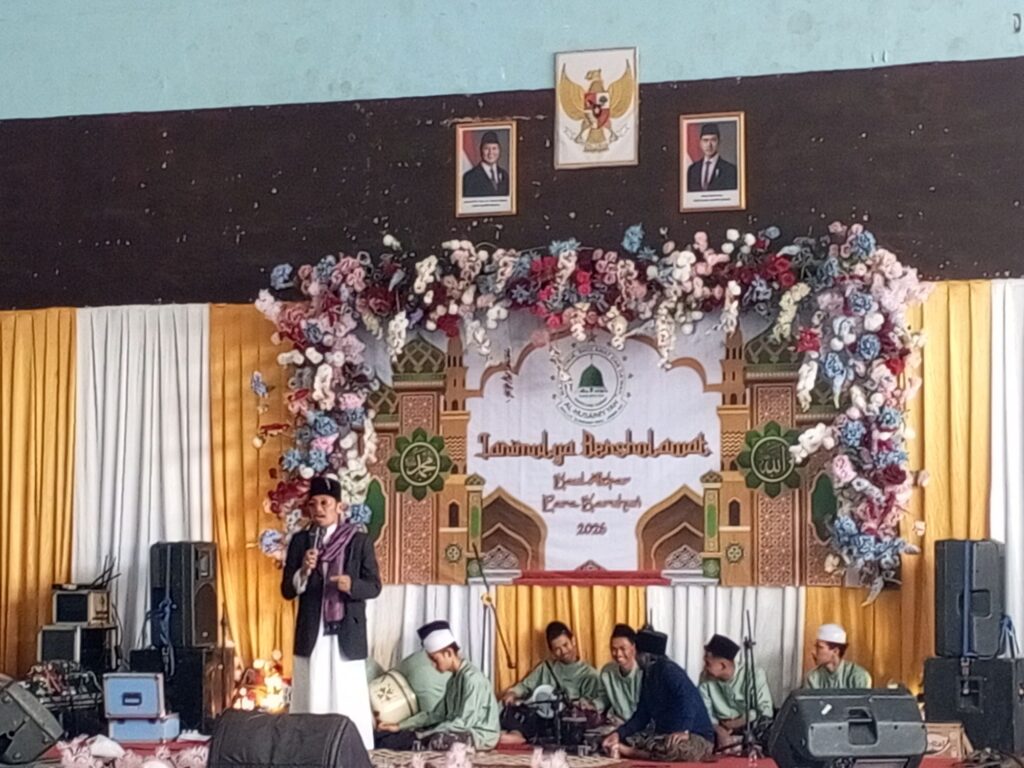 Tabligh Akbar Desa Tanimulya, Ustad Hariri Ajak Masyarakat Sambut Ramadan dengan penuh Keimanan Img 20260214 111630 107947479008163467438 1024x768