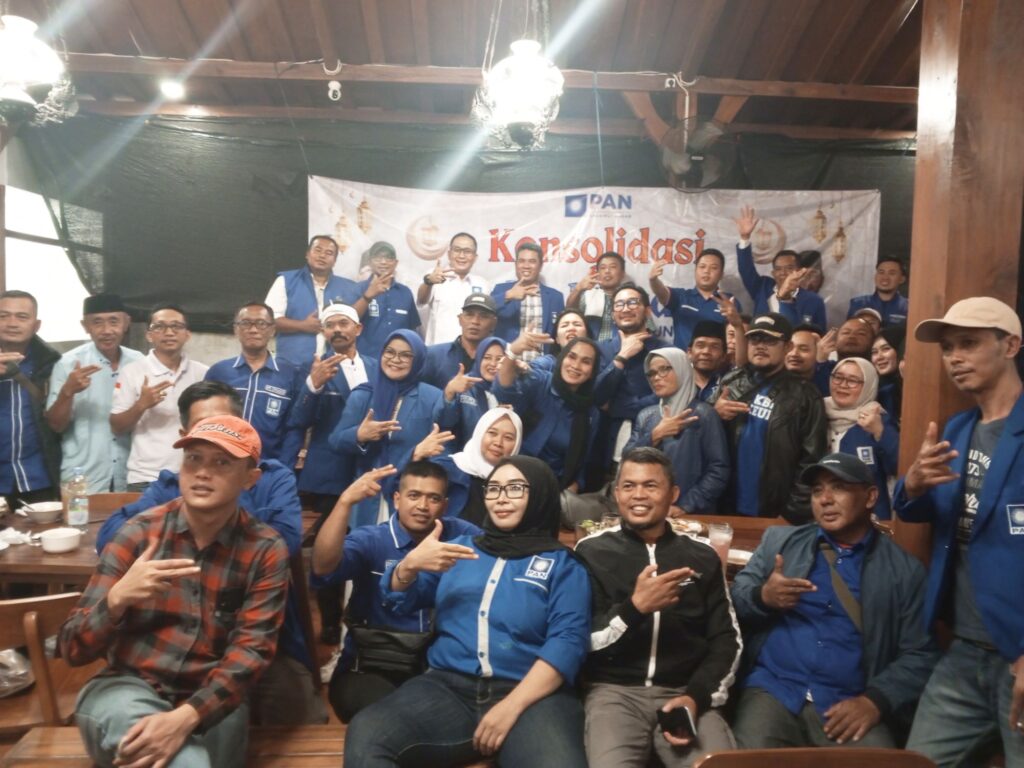 Konsolidasi dan Buka Bersama DPD PAN KBB: Perkuat Soliditas, Targetkan Lonjakan Kursi DPRD Jadi 10 1772579918706623706087223343194 1024x768