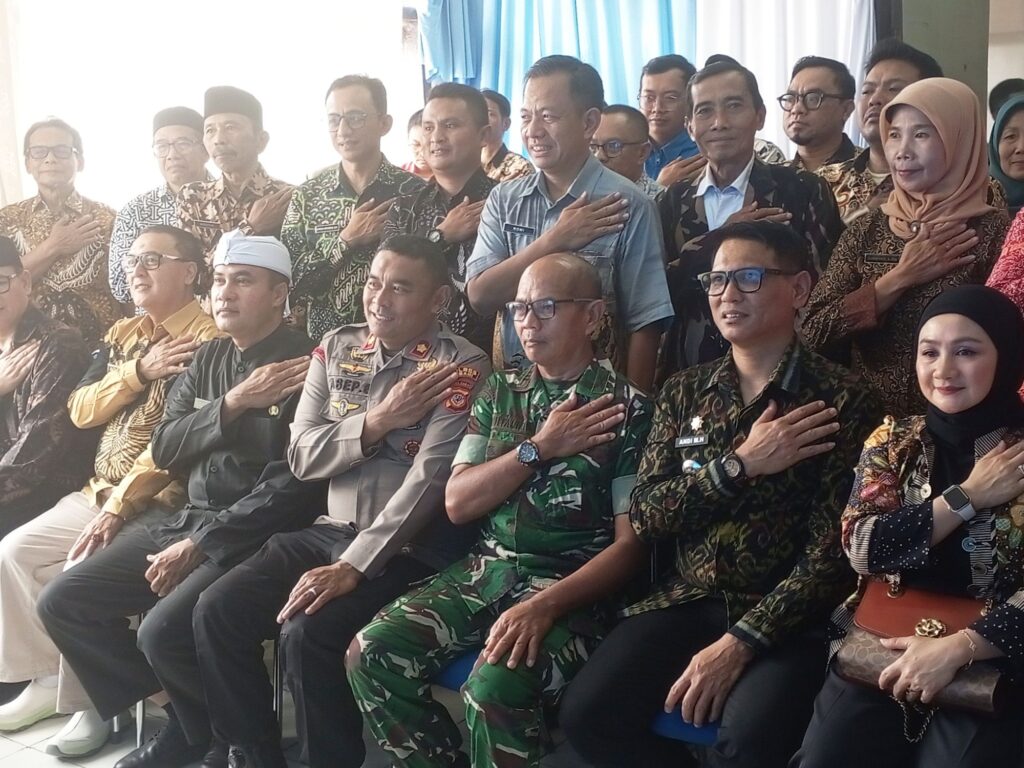 17727085898414640983301461550323 1024x768